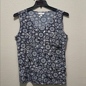 Dressbarn Blue White Circle Diagnial Ruffle Layered Lined Career Shirt Top